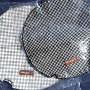 Black/Grey Check Pocket Round